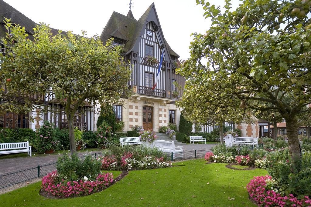 Mercure Deauville Centre Eksteriør billede